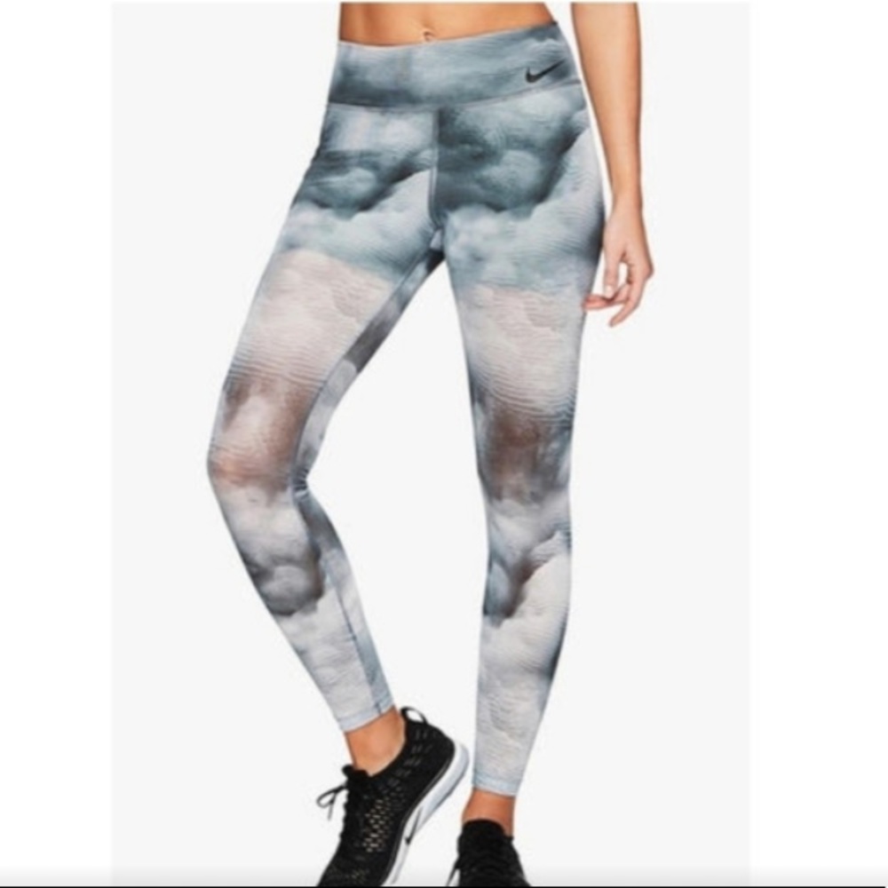 Nike dri fit power printed leggings size medium